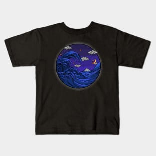 the great wave at night-engravings style Kids T-Shirt